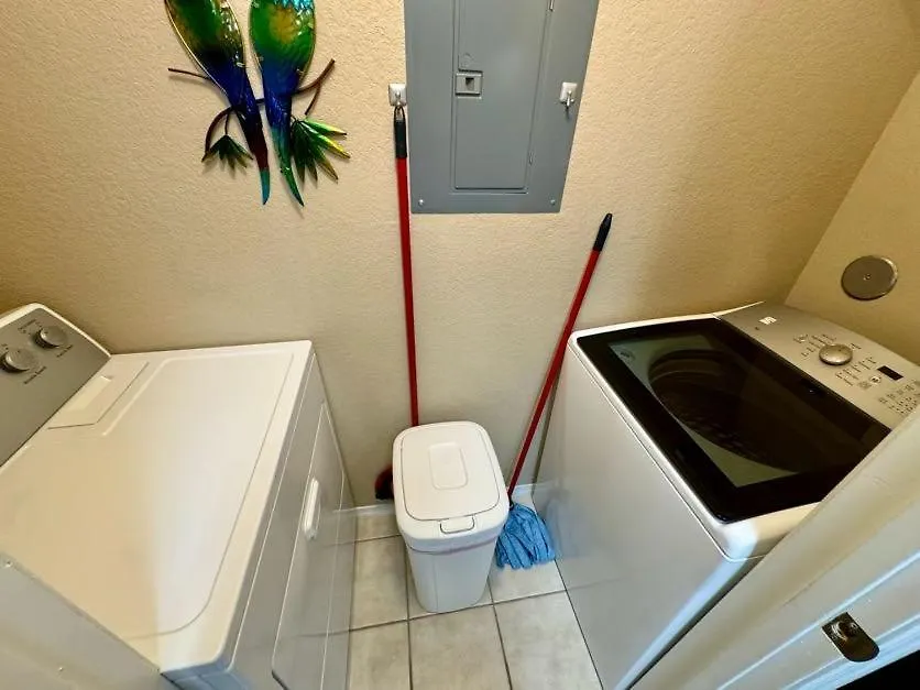 Beach House That Sleeps 14 With Pool, Gym, Beach Access Panama City Beach Lägenhet